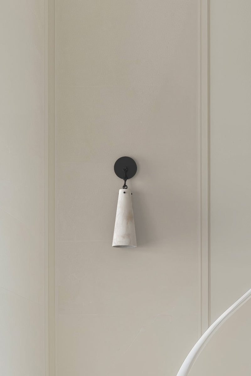 Lucca Alabaster Sconce BLK