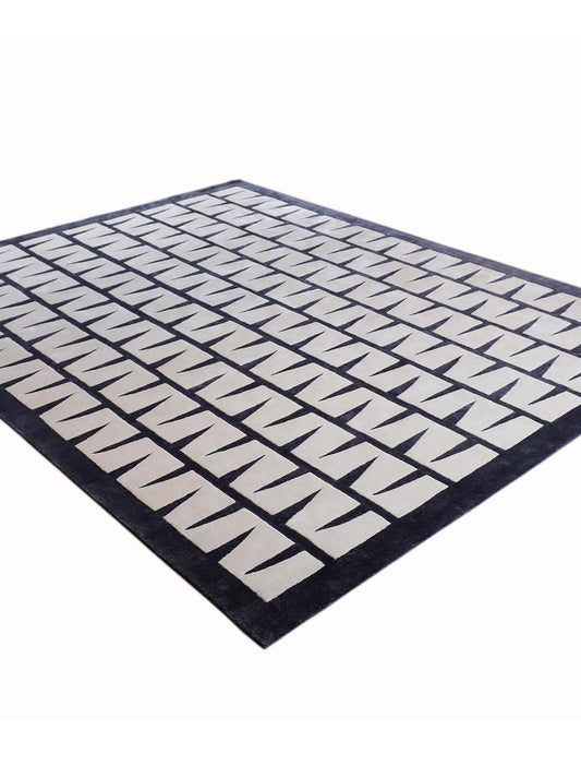 Tidal Flow Hand-Tufted New Zealand Wool Abstract Rug