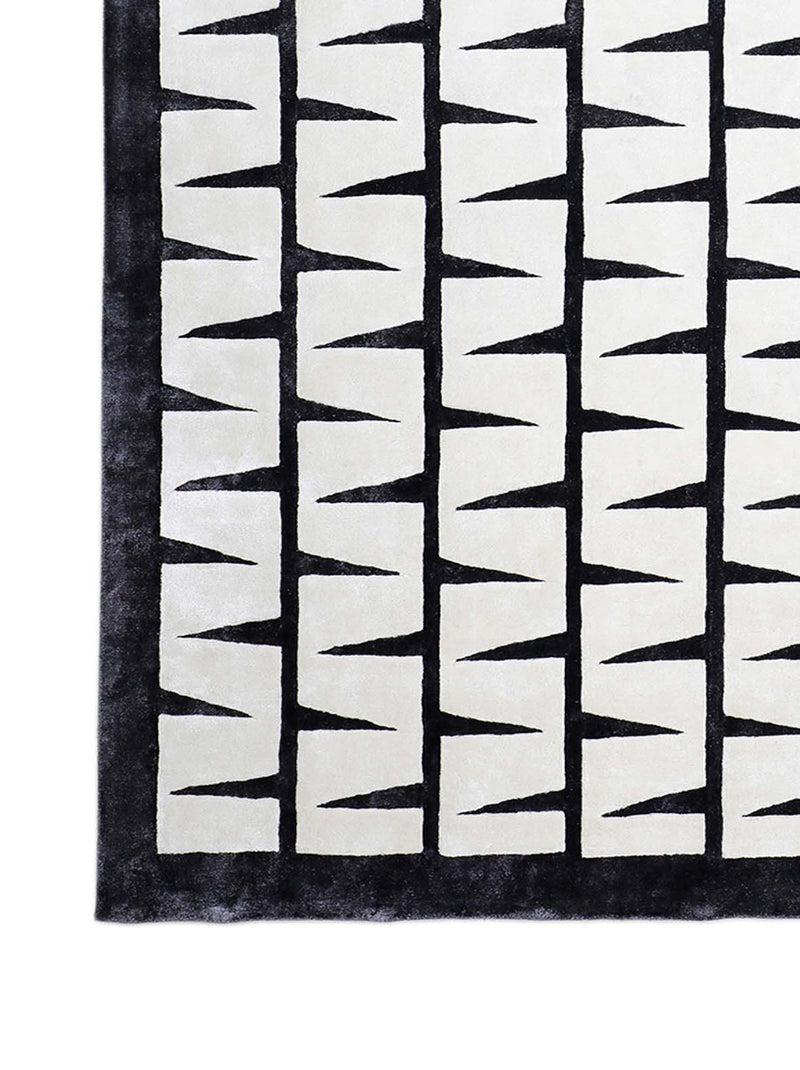 Tidal Flow Hand-Tufted New Zealand Wool Abstract Rug