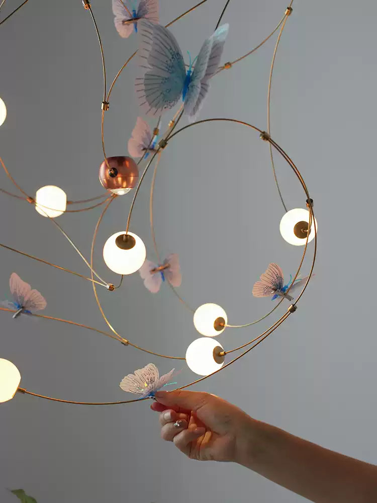An Original Chandelier That Evolves With Your Style
