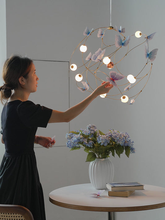 An Original Chandelier That Evolves With Your Style